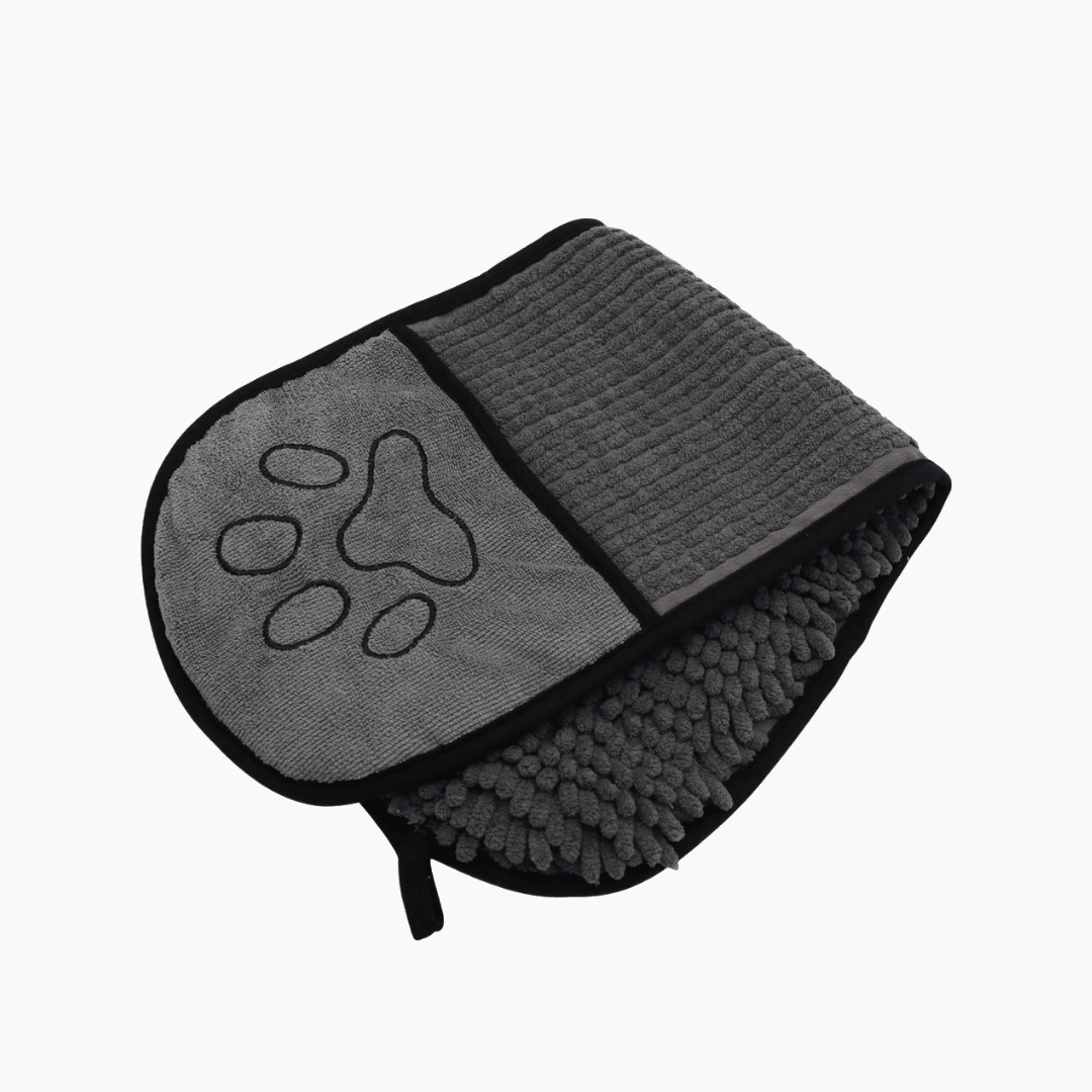 PETIVO Hundehandtuch in Grau aus saugfähigem Mikrofaser-Chenille mit Pfotenprint und praktischen Handtaschen zum schnellen Abtrocknen